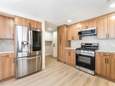 2432 Ginger Lily Ln, Las Vegas, NV, 89134