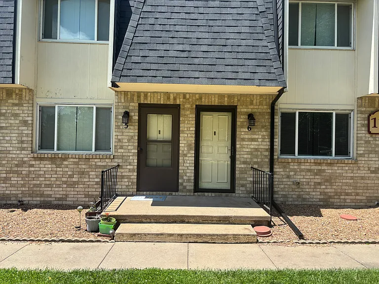 111 Lynn Ln #6 — Photo 5