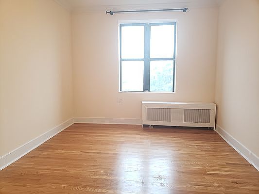 5th image of 545 W 148th St #2P