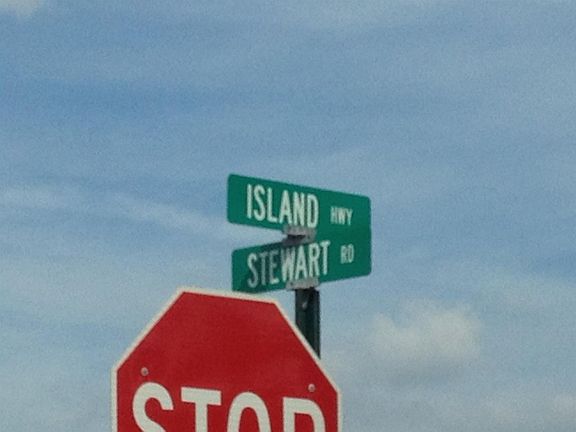 5th image of 3451 Island Hwy