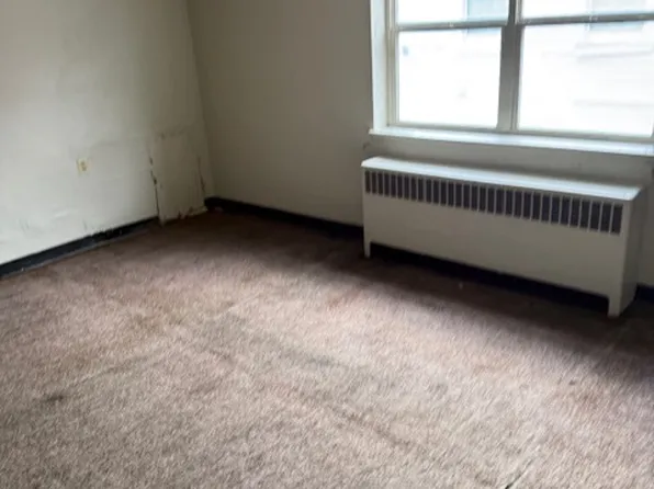 215-219 E 9th Ave #4, Homestead, PA 15120