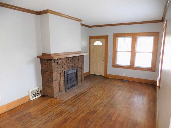 3rd image of 2611 Myrtle St