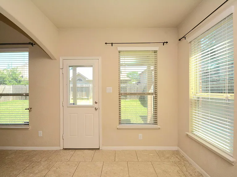 7418 Durango Creek Dr — Photo 21