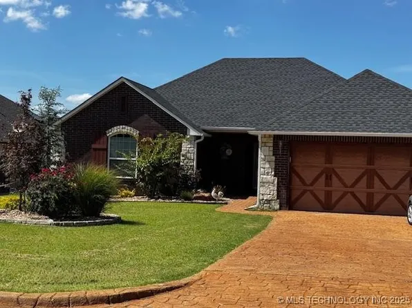 1017 E Reynolds Rd, McAlester, OK 74501