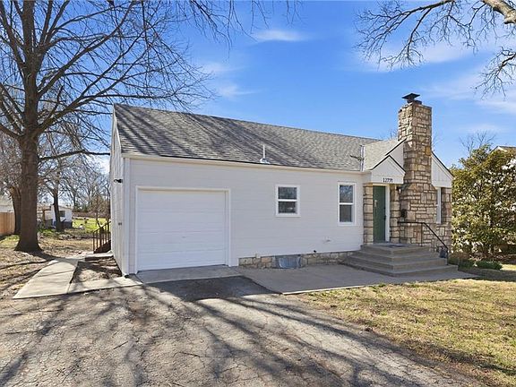 2nd image of 12754 Circle Dr