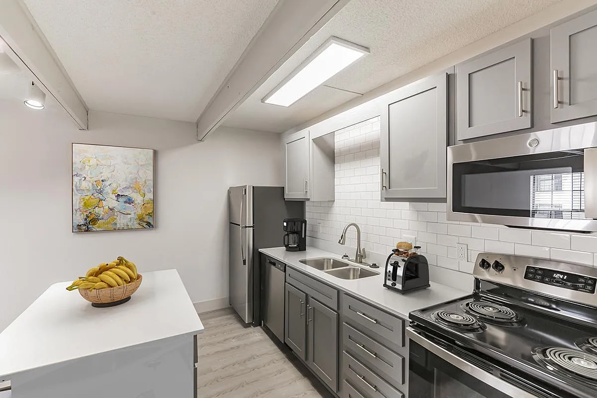 Fairway Meadows Townhomes — Photo 4