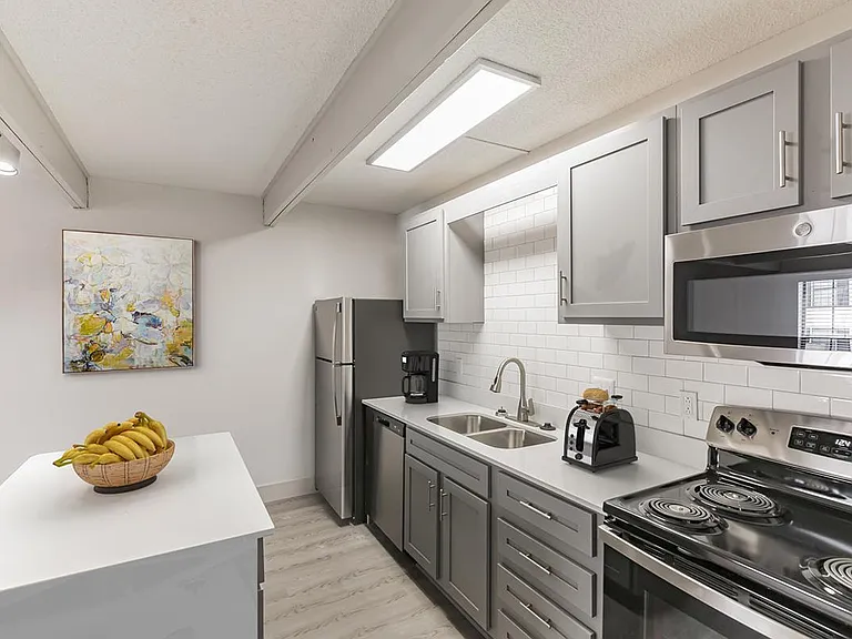 Fairway Meadows Townhomes — Photo 5