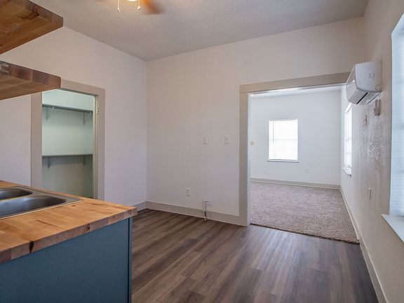 5th image of 1911 21st St Unit A