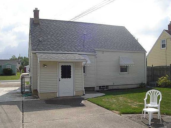 2nd image of 30 Terry Ln
