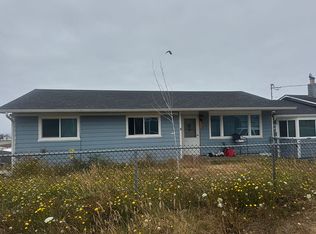 29730 Hillcrest St, Gold Beach, OR 97444