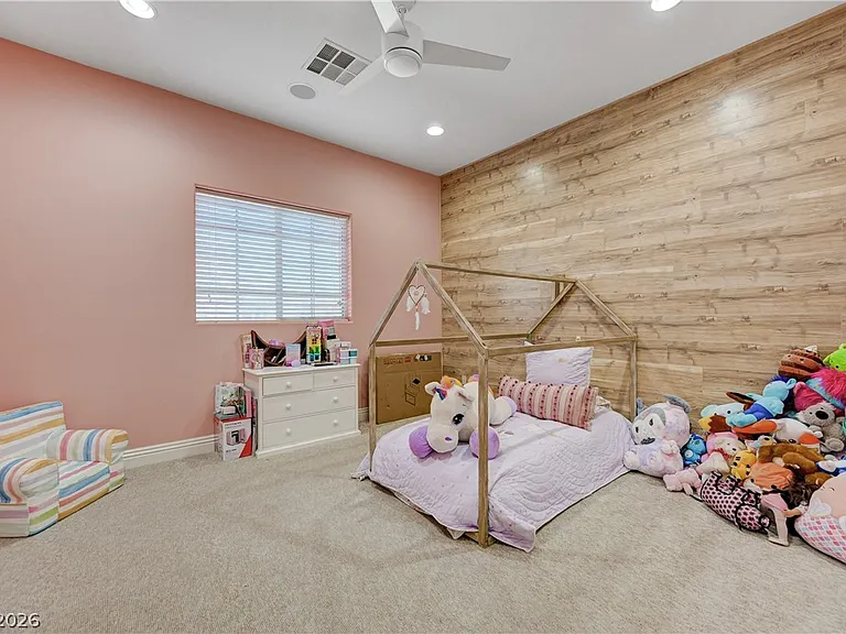 9738 Bear Trap Ct — Photo 35