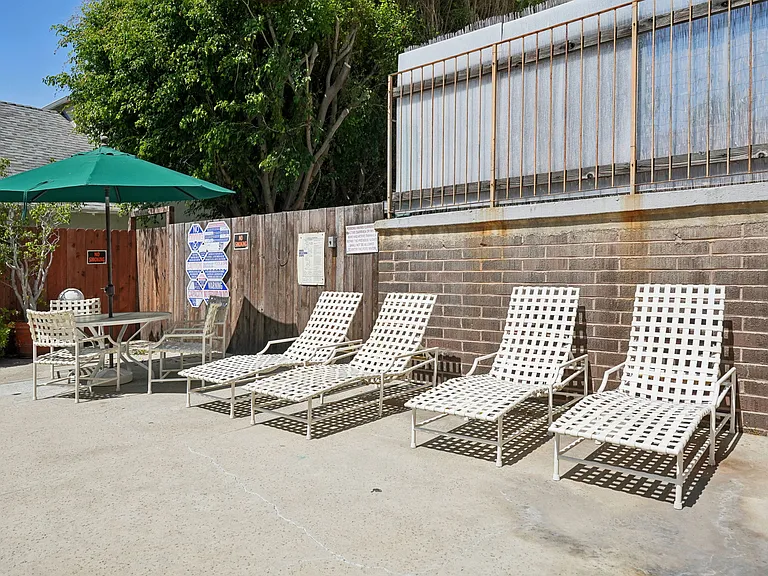 Century Glen — Photo 29