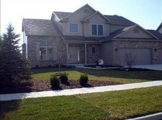 2208 Revere Rd, Bloomington, IL 61704