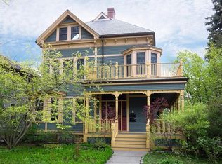27 Maple Ave #1, Cambridge, MA 02139