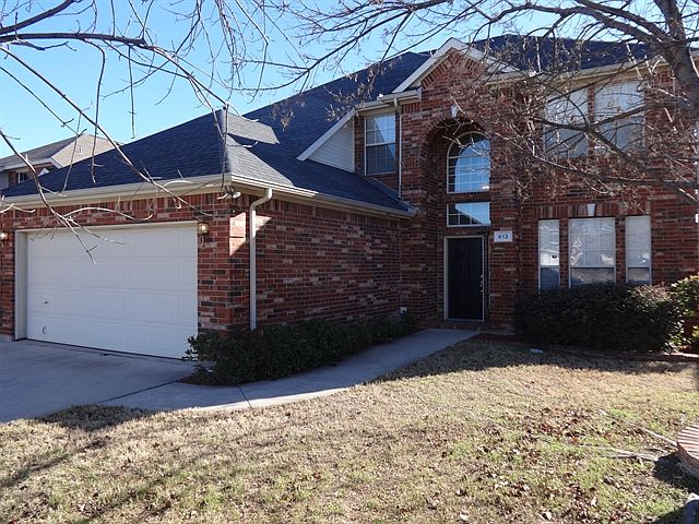1st image of 613 Silverbrook Dr