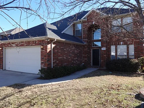 613 Silverbrook Dr Photo 1