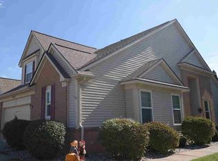 5370 Pine Needle Dr, Grand Blanc, MI 48439