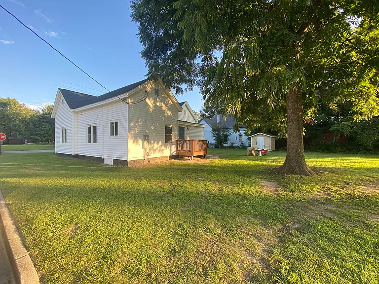 309 N Webb St — Photo 30