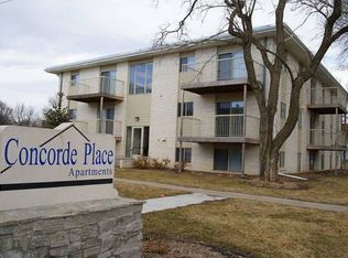 511 N 9th St APT 1, Seward, NE 68434