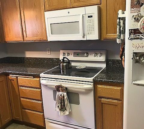 4th image of 313 Walnut Ave