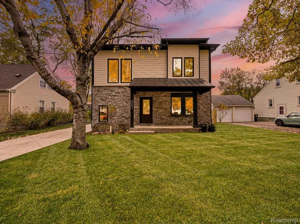 327 Midland Blvd, Royal Oak, MI 48073