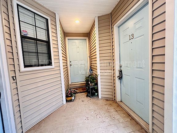 4th image of 1050 Piedmont Ave NE APT 13