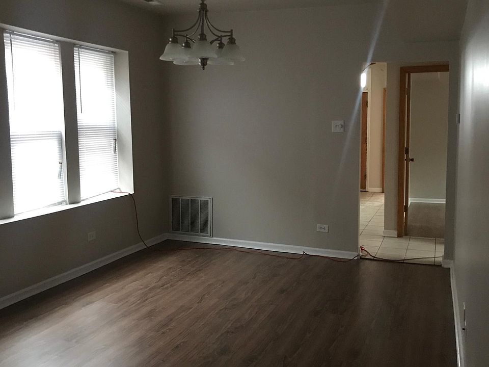 2nd image of 7634 S Kingston Ave