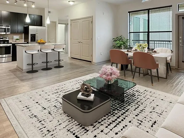 2700 Brazos St APT 4504, Houston, TX 77006