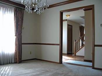 4th image of 28661 Naylor Dr