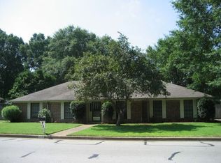 818 W Rieck Rd, Tyler, TX 75703