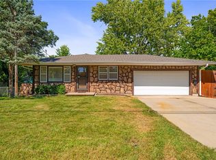 6710 W 82nd St, Overland Park, KS 66204