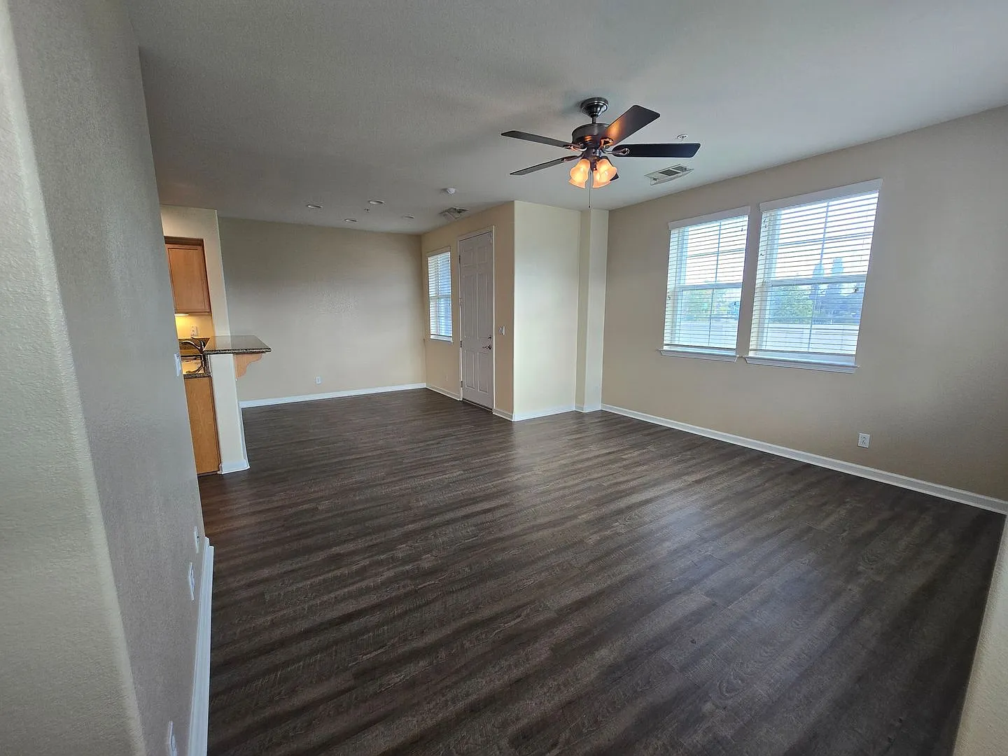 Beautifully Upgraded Tri level Home in Marina Bay in Richmond, CA — Photo 2