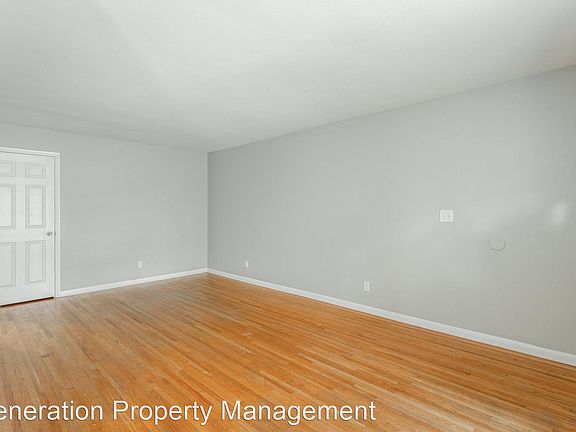 5th image of 304 Wygoda Cir #A