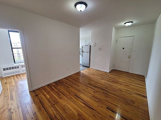 1st image of 100 E 123rd St APT 5R