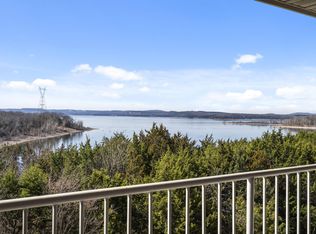 325 Majestic Cir BUILDING 332-4, Branson, MO 65616