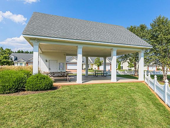 3rd image of 7756 Homeplace Ct