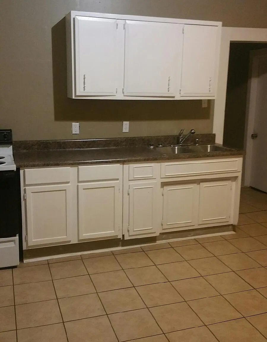 Great downtown location 3/1 for $1395 — Photo 2