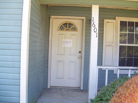 2nd image of 1601 Euclid St