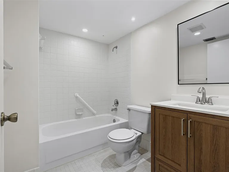 1801 Eleuthera Point #J3 — Photo 29