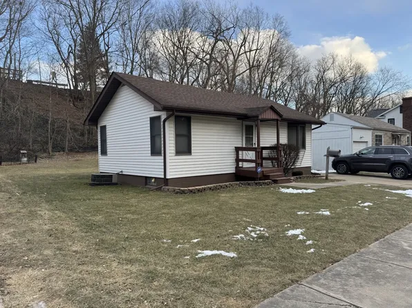 23 Westclox Ave, Peru, IL 61354