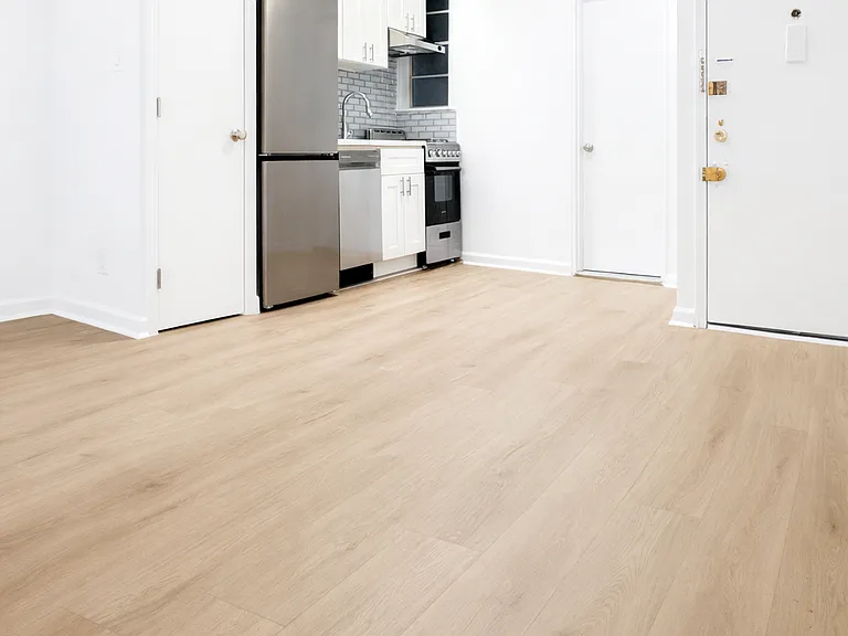 217 E 89th St #C — Photo 2