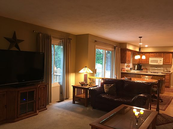 5th image of 820 Lexington Ln