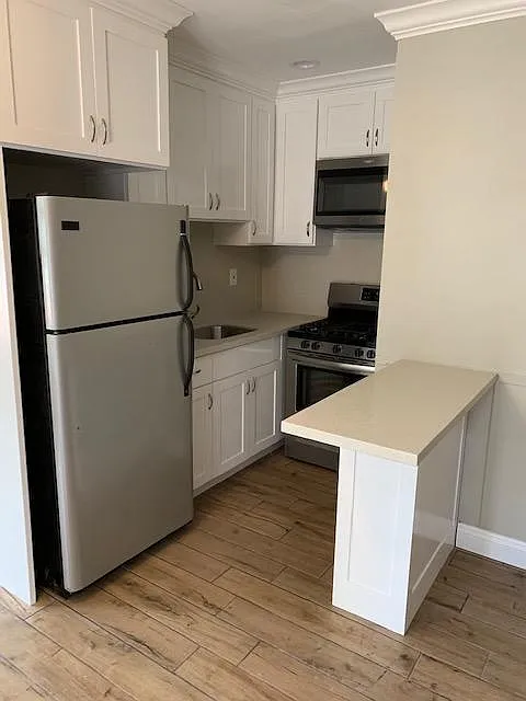 Studio, $1,650 — Photo 2