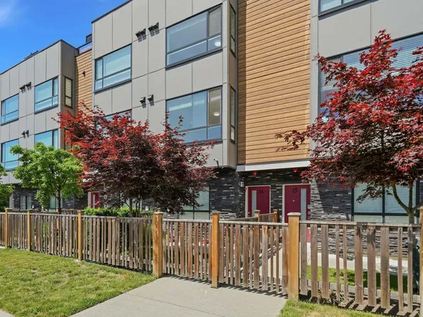 19631 55a Ave #14, Langley, BC V3A 0L5