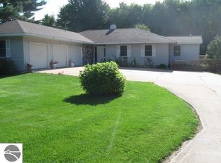 1554 N Intermediate Lake Rd, Central Lake, MI 49622