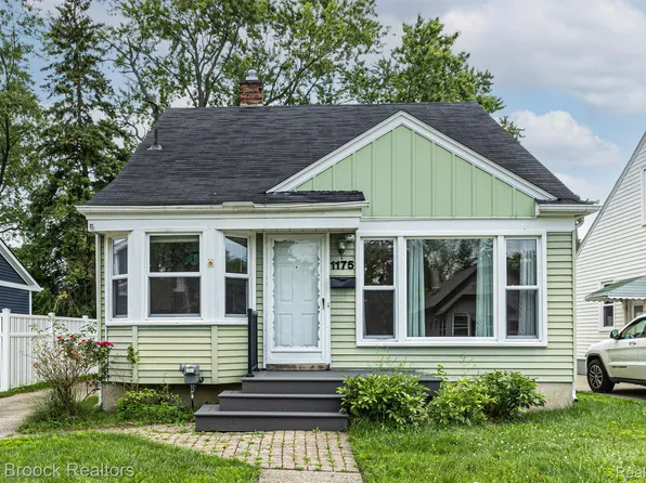 1175 Eaton Rd, Berkley, MI 48072