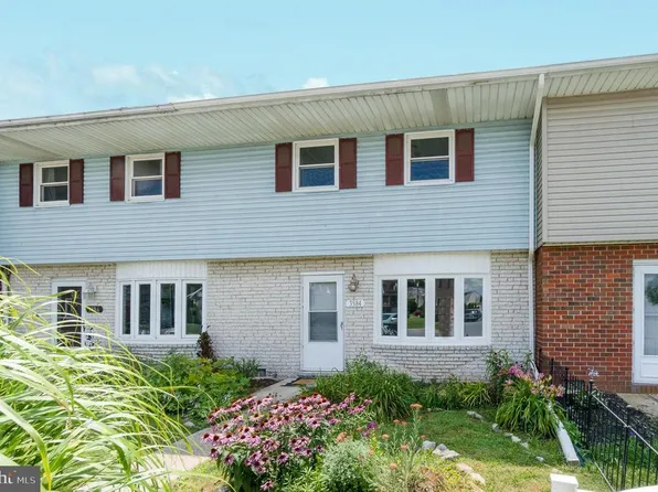 3582 Gregway Dr, Chambersburg, PA 17202