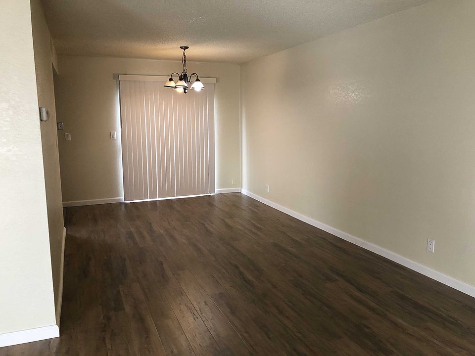 1st image of 3215 United Dr APT 3
