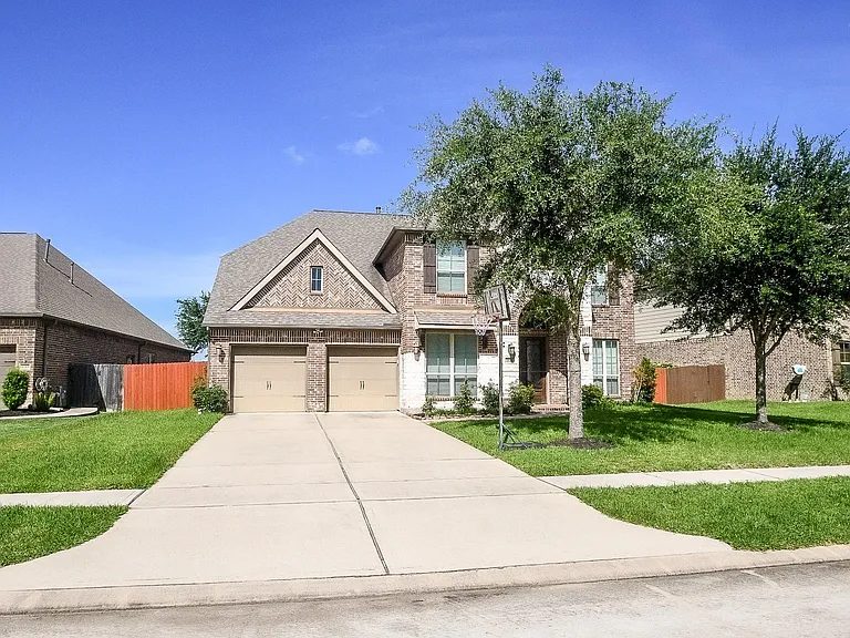 10119 Peytons Grace Ln — Photo 1