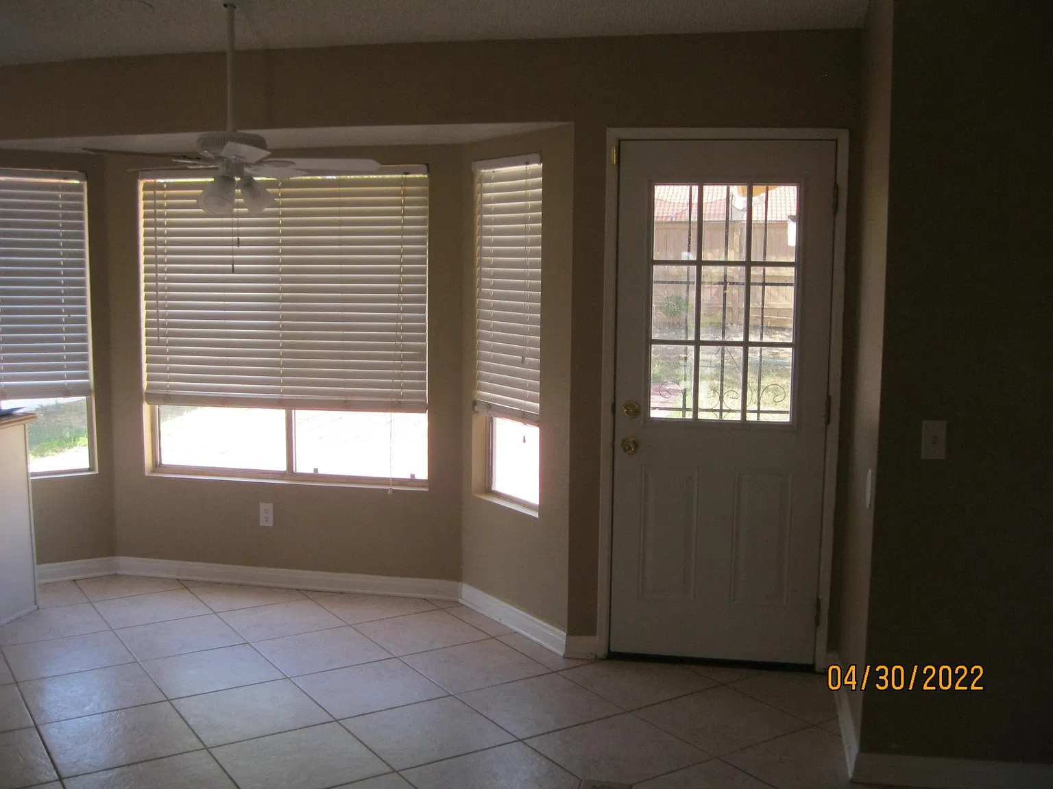 4 bed, 1899 sqft, $3,200 — Photo 3